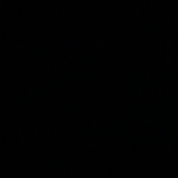 Meet your Posher, Lauren - Picture 1 of 1